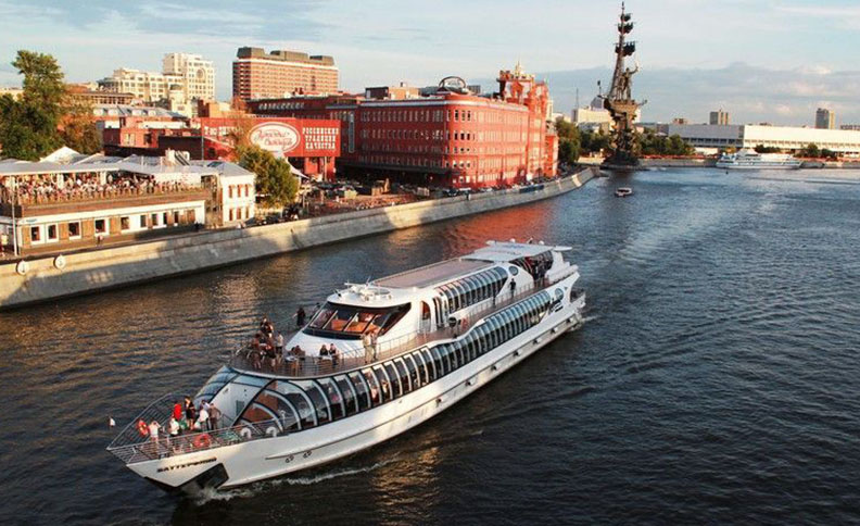Radisson cruise, Moscow